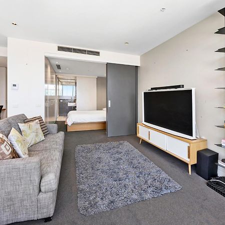 Luxury Designer Suite In Most Prestigious Location In Melbourne Esterno foto